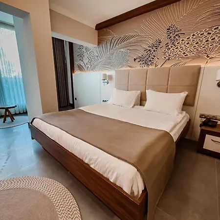 Khaja Hotel&beach